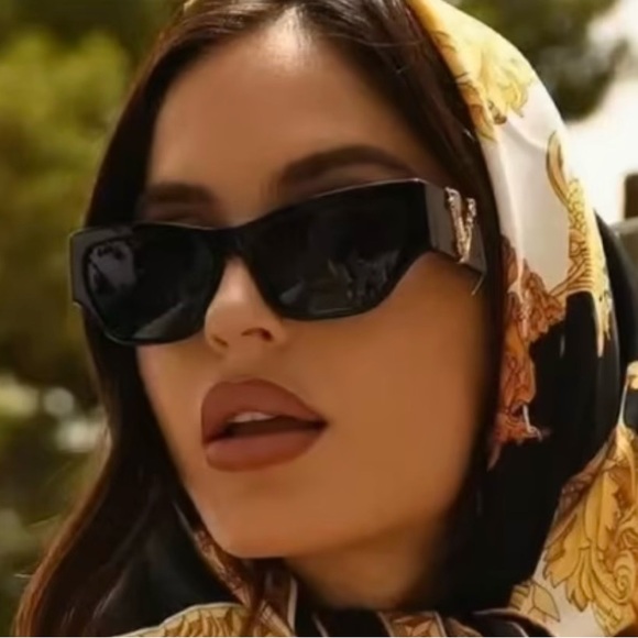 Versace Sunglasses - Picture 1 of 4